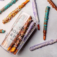 BONNIE AND POP Chocolate Dipped Pretzel Gift Baskets | Easter Gift Idea