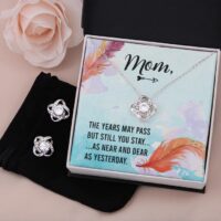 White necklaces, Gift for Mother's Day, necklaces for Women, Gift box Valentine, Mom, Girlfriend