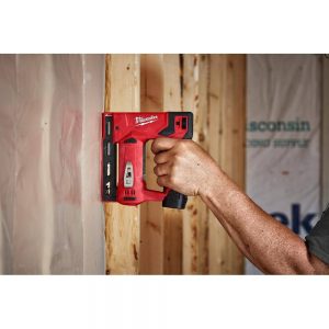 Milwaukee 2447-20-2447-20-48-11-2460 M12 12V Lithium-Ion Cordless 3/8 in. Crown Stapler with M12 3/8 in. Crown Stapler and 6.0 Ah XC Battery Pack