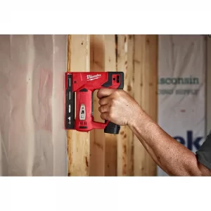 Milwaukee 2447-21 M12 12V Lithium-Ion Cordless 3/8 in. Crown Stapler Kit W/ (1) 1.5Ah Battery, Charger & Bag