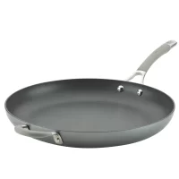 Le Creuset 9 Flame Cast Iron Classic Skillet - L2024-232