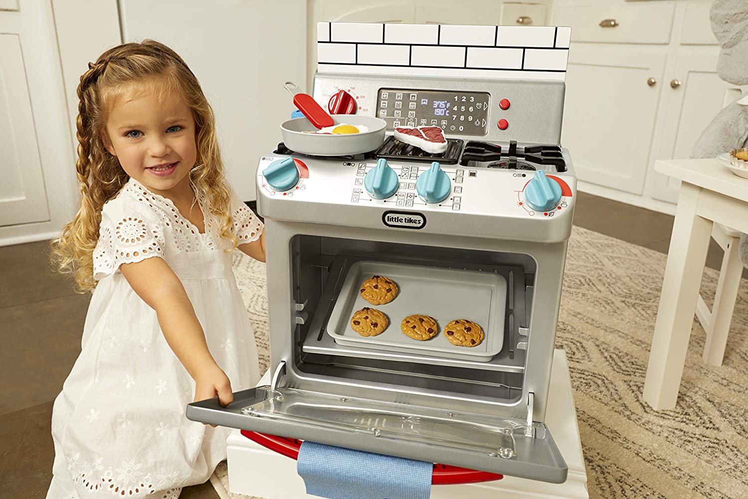 https://discounttoday.net/wp-content/uploads/2022/12/Little-Tikes-First-Oven-Realistic-Pretend-Play-Appliance-for-Kids-Play-Kitchen-with-11-Accessories-and-Realistic-Cooking-Sounds-Unique-Toy-Multi-Color-Ages-22.jpg