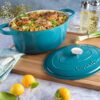 Crock-Pot 109475.02 Artisan Oval Enameled Cast Iron Dutch Oven, 7-Quart, Teal Ombre