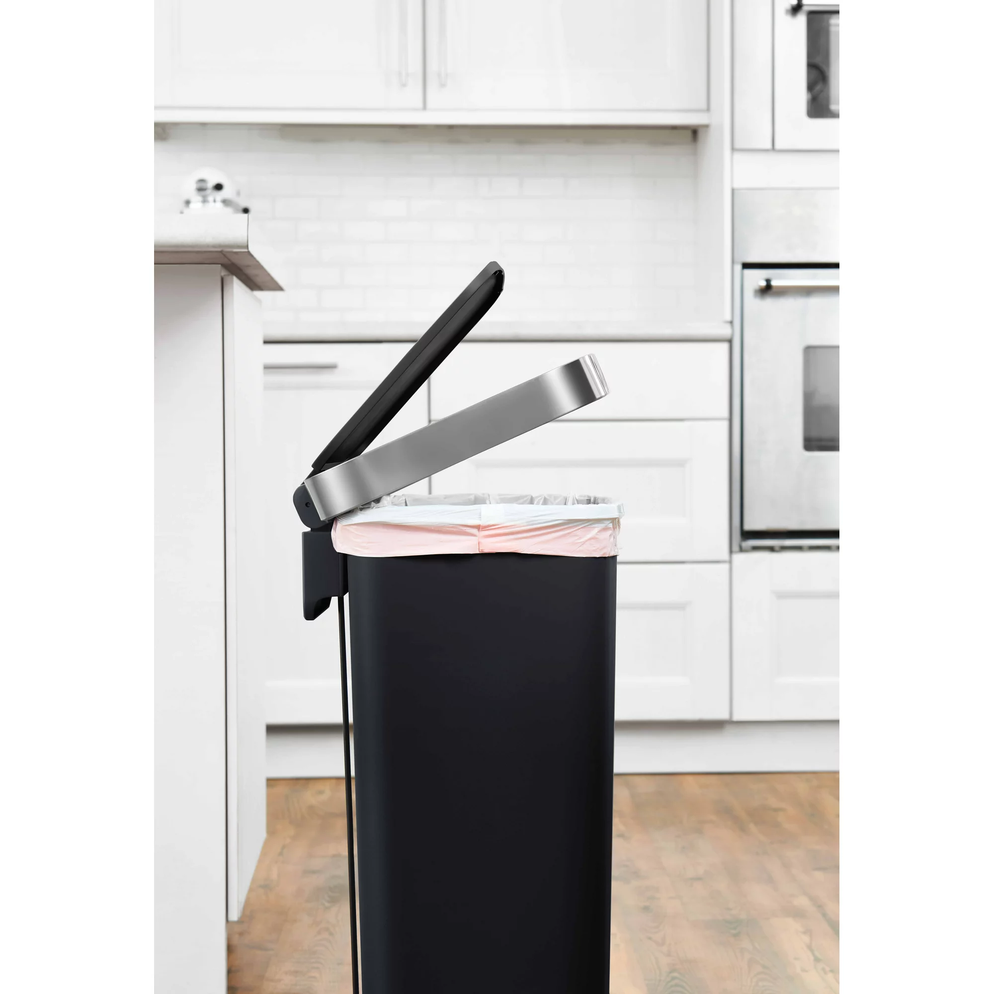 https://discounttoday.net/wp-content/uploads/2023/02/Better-Homes-Gardens-11.9-Gallon-Trash-Can-Plastic-Step-On-Kitchen-Trash-Can-Black-12.webp