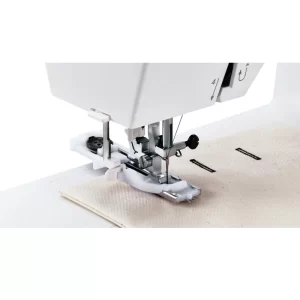 Janome 1522-DG 22 Stitch Sewing Machine with wide sewing bed