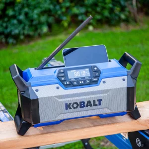 Kobalt 24-volt Cordless Bluetooth Compatibility Jobsite Radio