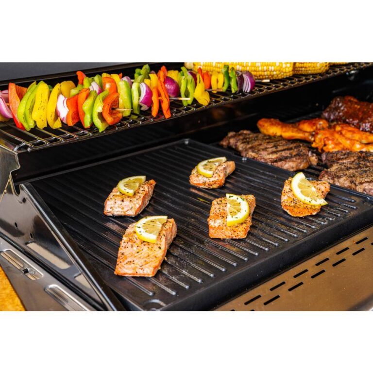Nexgrill 7300896GH Deluxe 6Burner Natural Gas Grill in Black with