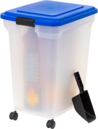 IRIS USA 50Lb, 67Qt WeatherPro Airtight Charcoal, Pellet, or Pet Food Storage Container with Scoop and Attachable Wheels