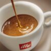 illy Whole Bean Coffee - Perfectly Roasted Whole Coffee Beans – Classico Medium Roast - with Notes of Caramel, Orange Blossom & Jasmine - 100% Arabica Coffee - No Preservatives – 8.8 Ounce, 6 Pack - 6