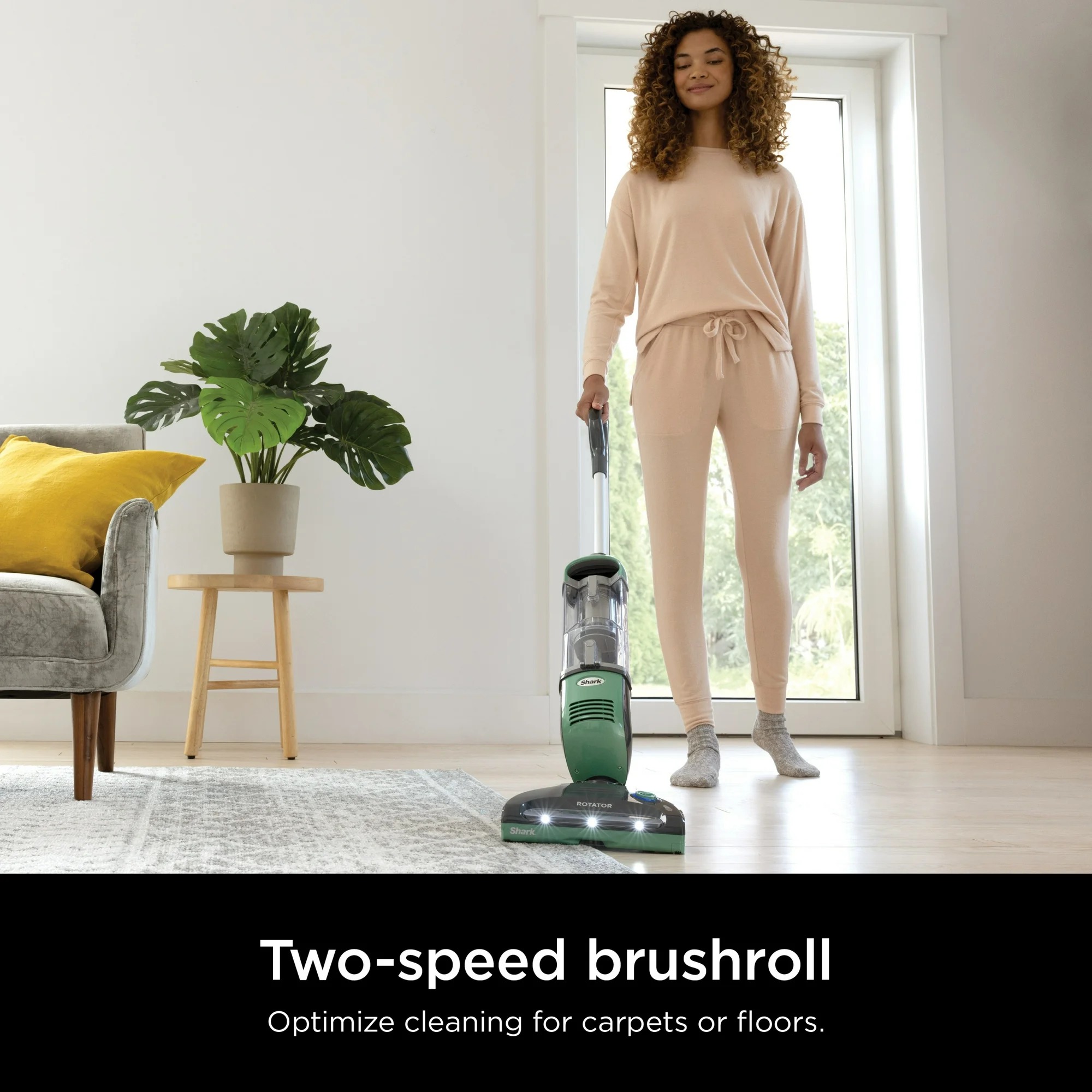 Shark® Freestyle Pro Cordless Vacuum with Precision Charging Dock SV11144 Shark® Freestyle Pro Cordless Vacuum with Precision Charging Dock SV1114