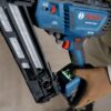 BOSCH GNH18V-15MAN 18V Brushless 15-Gauge Angled Finish Nailer - Precision for Tight Spaces BOSCH GNH18V-15MAN 18V Brushless 15-Gauge Angled Finish Nailer - Precision for Tight Spaces
