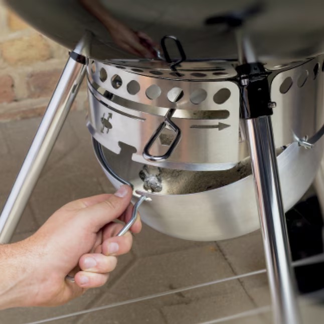 Weber Master-Touch 22-in W Black Kettle Charcoal Grill1_11zon Weber Master-Touch 22-in W Black Kettle Charcoal Grill