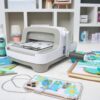 Sizzix Big Shot Machine with Starter Kit, 6" Die-Cutting and Embossing Machine with Cutting Dies, Embossing Folder and Cardstock