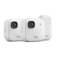Blink B0F95NV4HK Outdoor 2K+ (newest model) - Wireless smart security camera, 2K video resolution, enhanced audio, long-lasting battery. Sync Module Core included - 2 camera system (White)