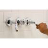 Moen 82663 Adler Chrome 3-handle Single function 4-in Round Bathtub and shower Faucet ( Valve Included )