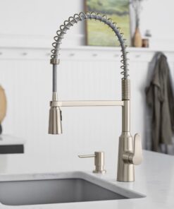 Moen 87807SRS Edwyn Spot Resist Stainless Single Handle Deck-mount Pull-down Kitchen Faucet with Sprayer (Includes Deck Plate) (Includes Soap Dispenser)