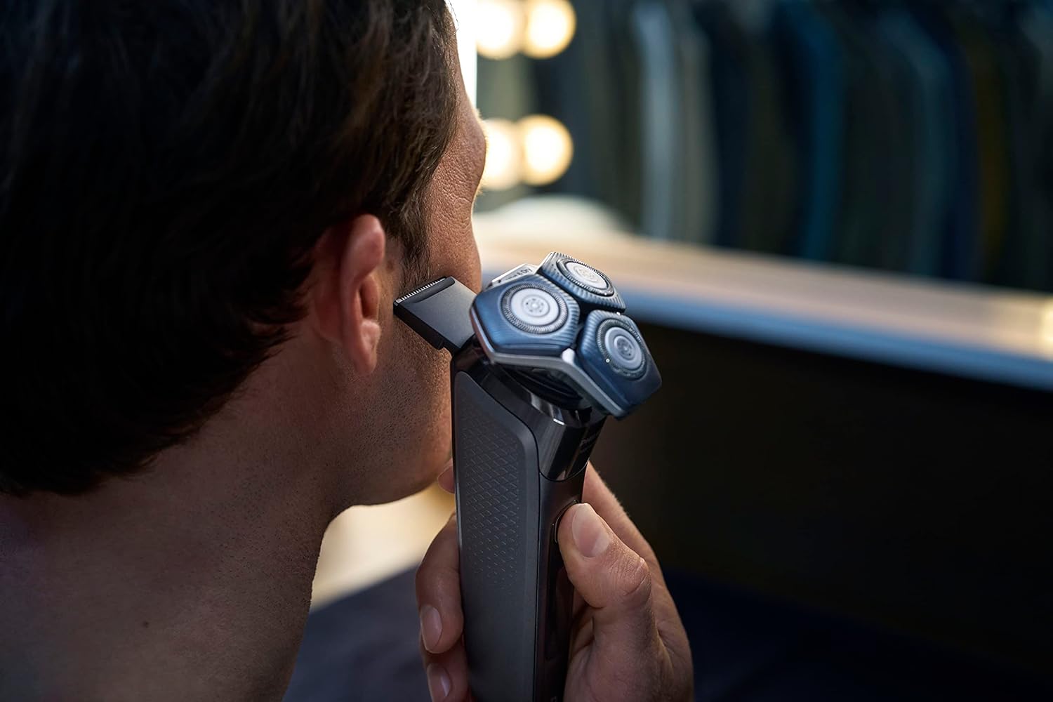 714EahjaYEL._AC_SL1500_.jpg Philips Norelco Shaver 7600, Rechargeable Wet & Dry Electric Shaver with SenseIQ Technology, Quick Clean Pod, Travel Case & Pop-up Trimmer, S7886/84