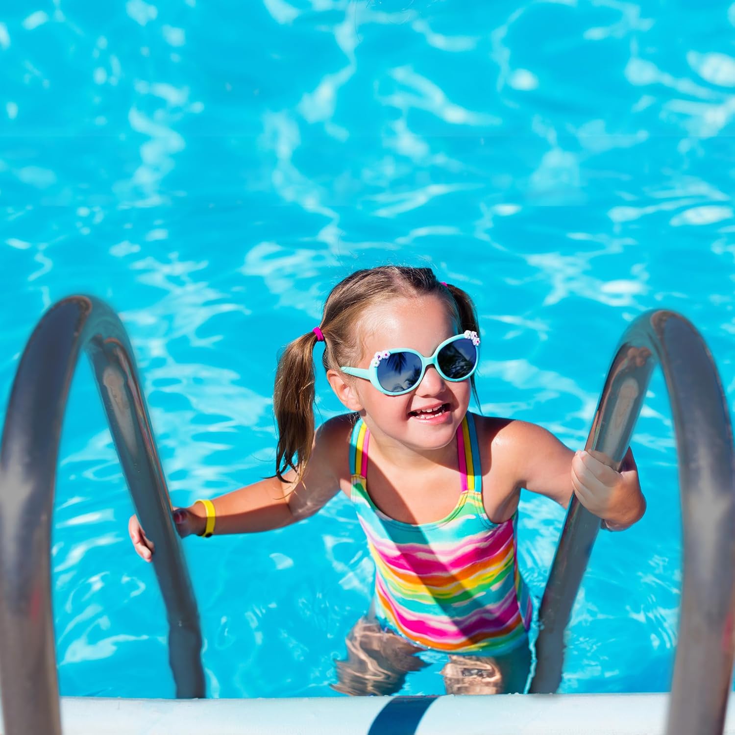 81-rMdiMhwL._AC_SL1500_.jpg SAFTRON 3 Rung Step Ladder Metal Swimming Pool Handrail with Polymer Coat Finish for Fresh and Saltwater Inground Pool, Graphite Gray
