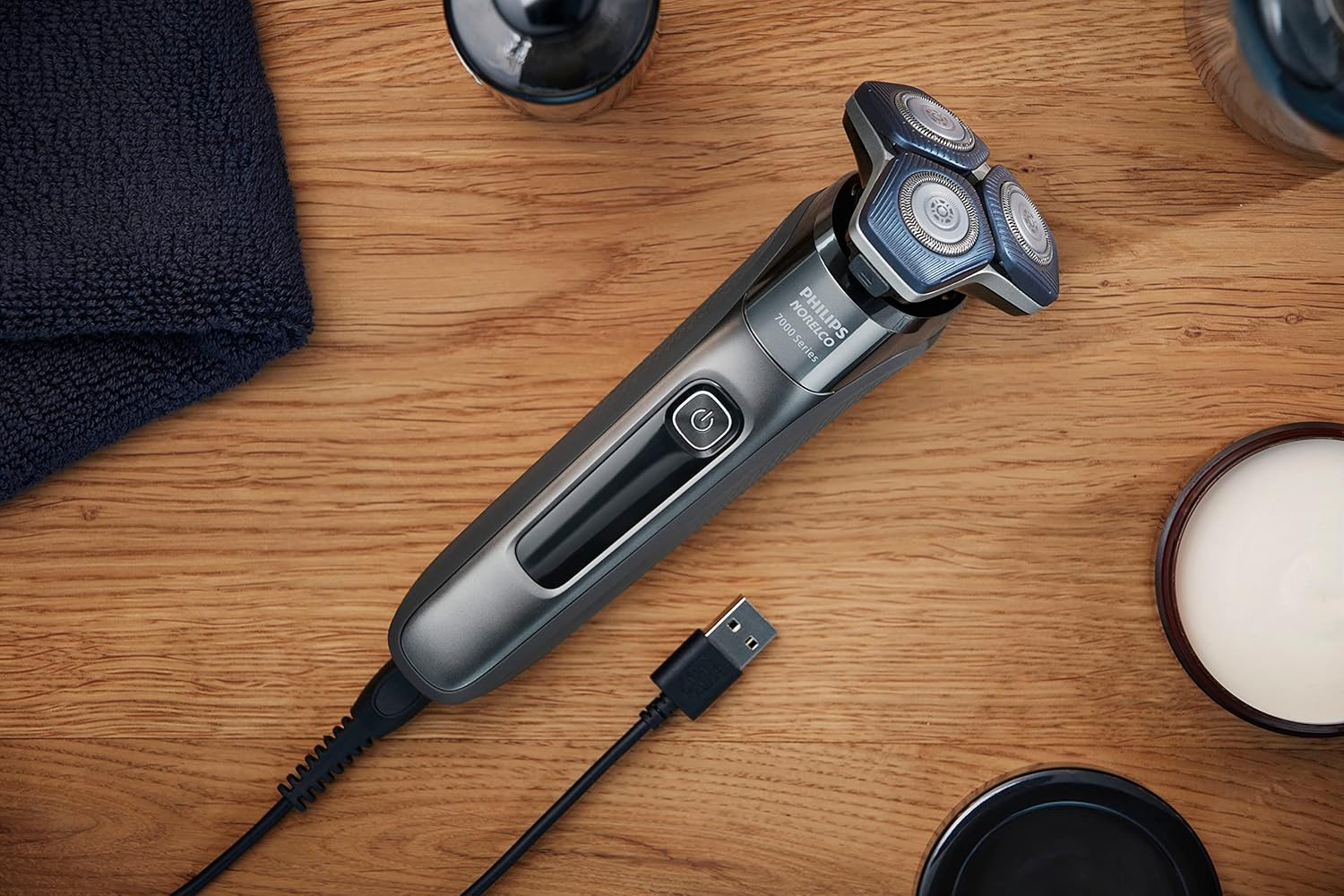 81eTtqvHWoL._SL1500_.jpg Philips Norelco Shaver 7200, Rechargeable Wet & Dry Electric Shaver with SenseIQ Technology and Pop-up Trimmer, S7887/82