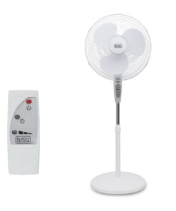 BLACK+DECKER 18-In. 3-Speed Oscillating Stand Fan with Remote, BFSR18 (White)
