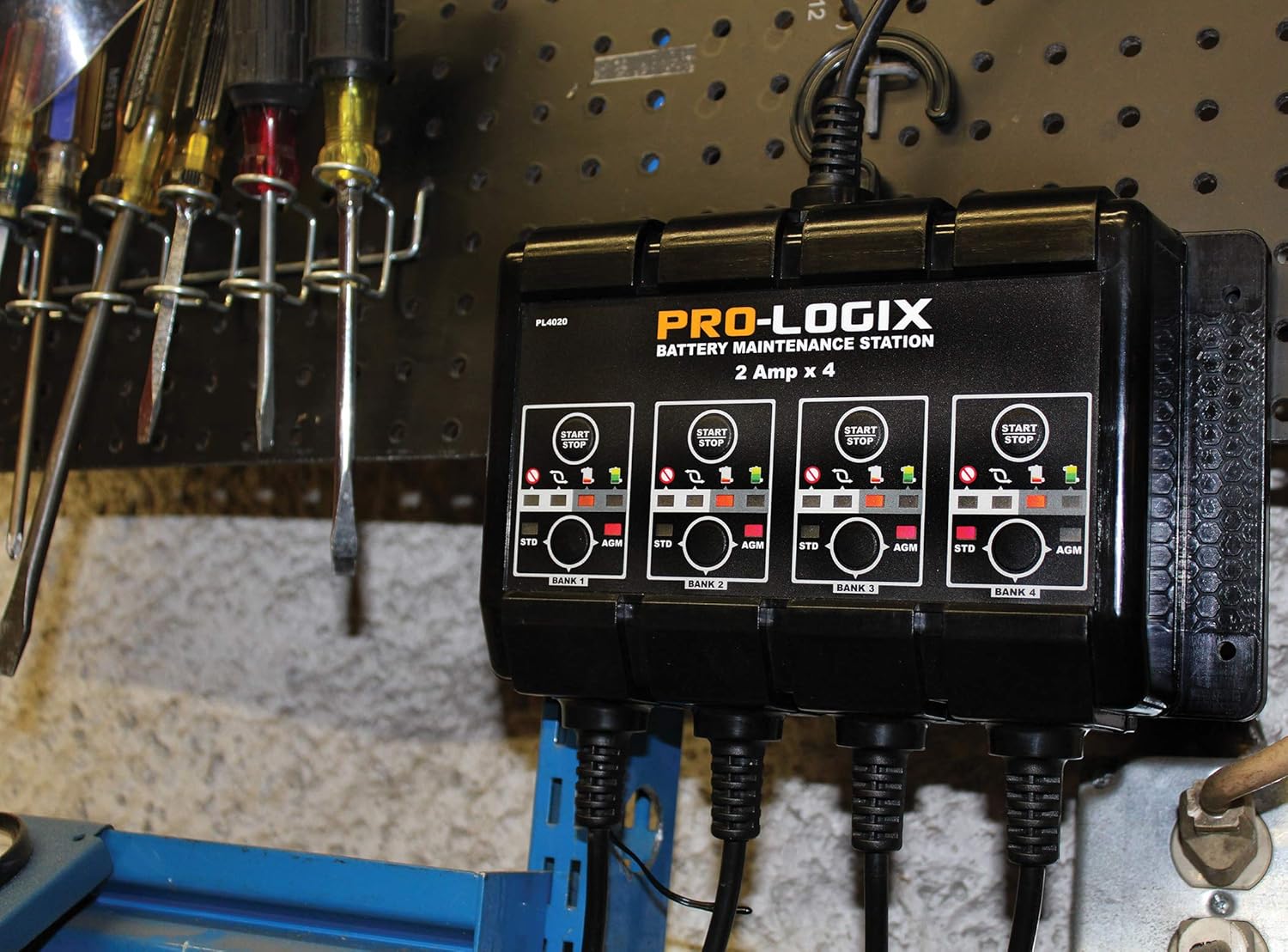 Clore Automotive PL4020, Pro-Logix 4-Bank, 8-Amp (2-Amp Per Bank) Fully Automatic Smart Charger, 12V Battery Charger, Battery Maintainer, Desulfator with Temperature Compensation, Black Clore Automotive PL4020, Pro-Logix 4-Bank, 8-Amp (2-Amp Per Bank) Fully Automatic Smart Charger, 12V Battery Charger, Battery Maintainer, Desulfator with Temperature Compensation, Black - Image 5