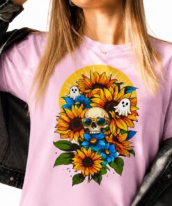 Sunflower Skull Tee, Cute Ghost Apparel, Gothic Gardener Top, Summerween Graphic, Pumpkin Patch Outfit